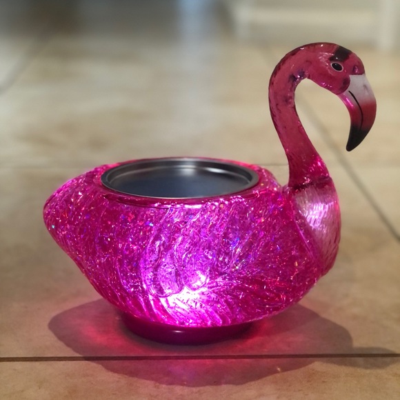 Bath & Body Works Other - NEW Bath & Body Works Water Globe Light Up Flamingo 3-Wick Candle Holder